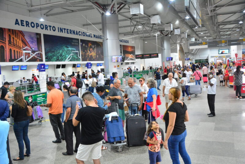 Atividades turísticas voltam a crescer em junho