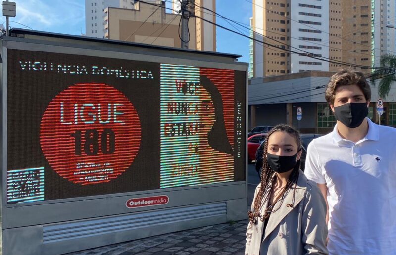 Adolescentes criam campanha contra casos de violência