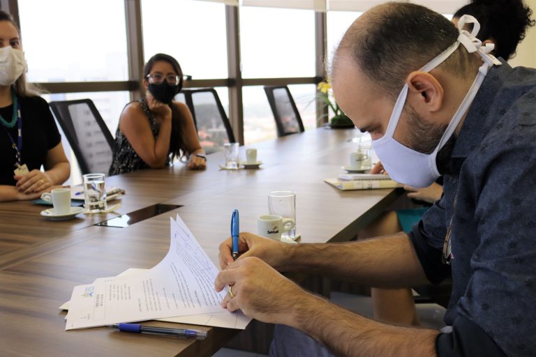 Senac firma parceria com Associação dos Magistrados