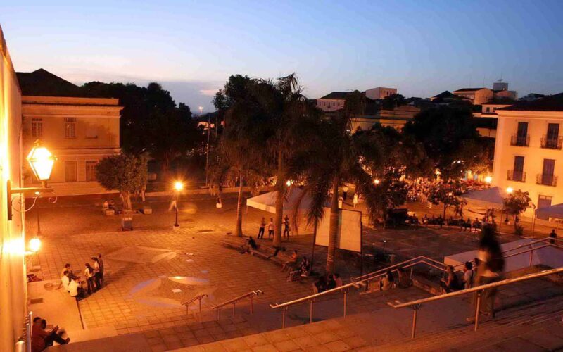 Reunião visa organizar o fluxo turístico na Praia Grande