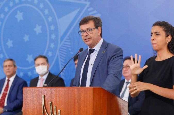 Gilson Machado Neto toma posse como ministro do Turismo