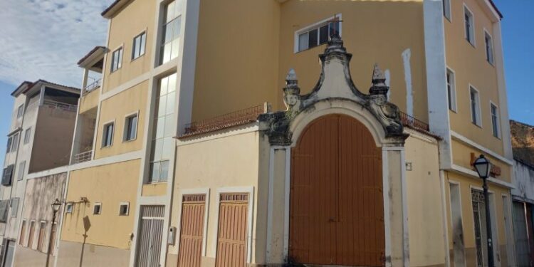 Batismo de fogo na Ilha Rebelde