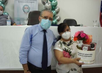 HSLZ presta homenagem aos profissionais da saúde