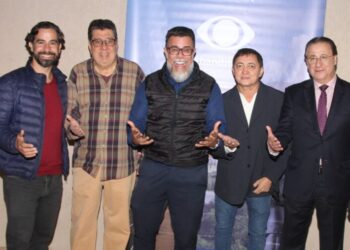 Roberto Contijo recebe convidados no seu Fogão a lenha