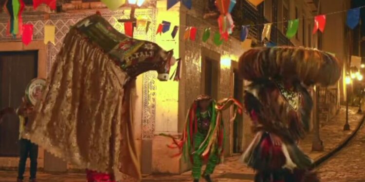 O belo centro histórico de São Luís foi o palco do videoclipe do Grupo Potiguar, que revela também nossos cartões postais e a nossa riqueza cultural - Foto: Divulgação