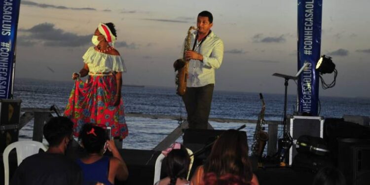 Um momento de lazer em meio as belezas naturais de São Luís - Foto: Divulgação
