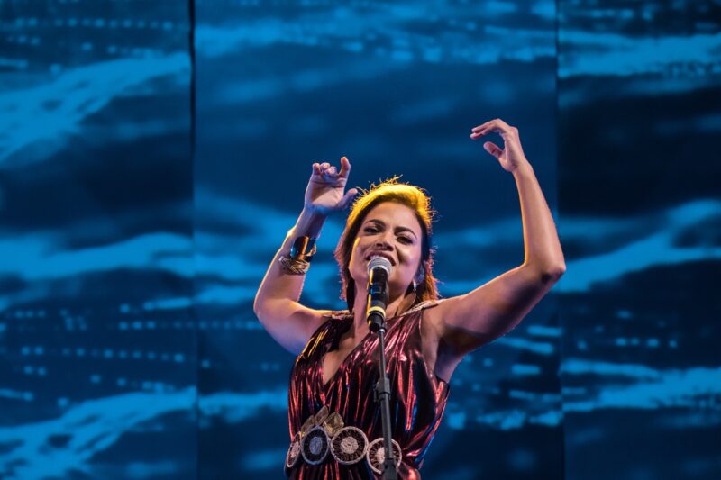 A cantora, compositora e musicista Flávia Bittencourt, uma das homenageadas do Prêmio Papete 2021 - Foto: Divulgação