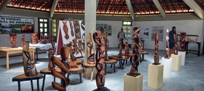 Exposições permanentes mostram o artesanato da região – Foto: Gutemberg Bogéa
