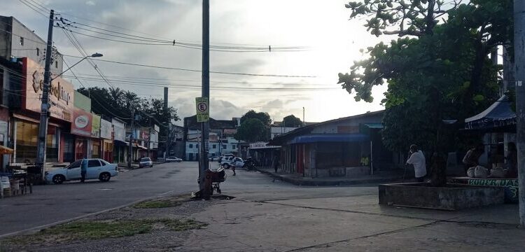 Mercado Central - um espaço de extrema importância no cotiano da vida da população e espaço de abertura para o comércio de produtos regionais - Foto: Gutemberg Bogéa