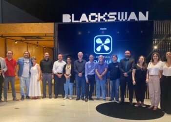 Exposição e lançamento em noite do Fotoclube Poesia do Olhar