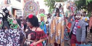 A triunfante aparição do Bumba meu boi de Santa Fé, na festa de São Pedro