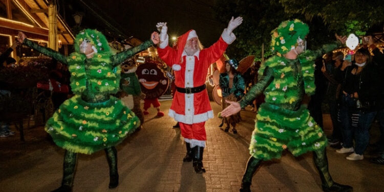 Desfile do último Natal em Monte Verde: perspectiva de novo sucesso em 2022 - Foto: Divulgação - MOVE