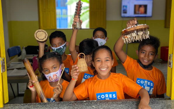 Alunos do Projeto Cores do Mará, no Cintra, no Anil - Foto: Divulgação