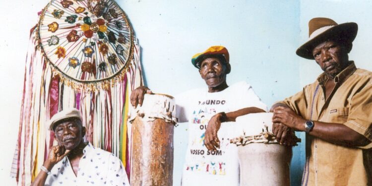 Mestre Felipe faleceu em julho de 2008 em São Luís. Seus ensinamentos e o legado do tambor de crioula criado por ele continuam vivos, passando de geração a geração - Foto: Divulgação