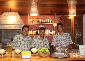Os bartenders Adriano Viana, Pedro Diniz e Ilton Silva - Foto: Divulgação/Vila Aty