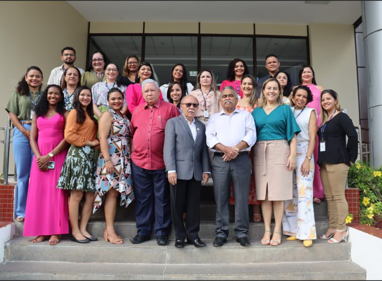 A equipe de trabalho junto ao Presidente da Fecomércio/MA Maurício Feijó; Vice-Presidente da Fecomércio Manoel Barbosa; e o Diretor Regional do Senac José Ahirton Lopes – Foto: Ascom/Senac