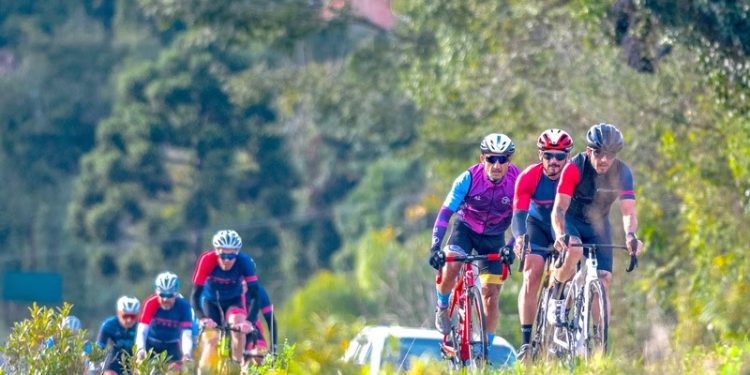 Superação e dedicação ao ciclismo em Bento Gonçalves
