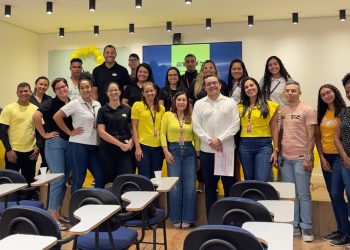 “A Importância do Autoconhecimento para a Saúde Mental no Trabalho” em Palestra