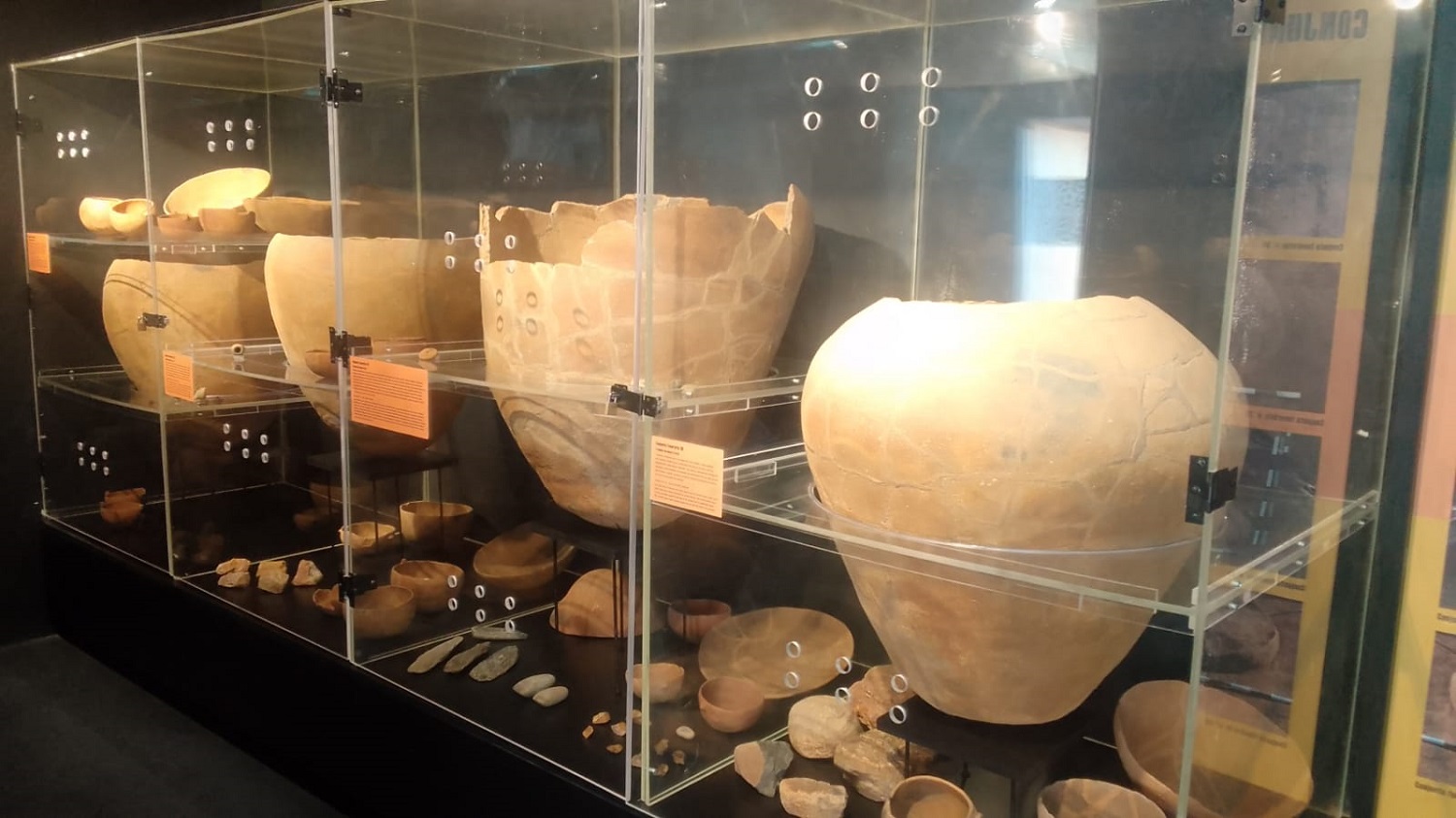 Urnas funerárias dos povos de origem Tupi-guarani e Aratu encontradas em Pilões – Foto: Divulgação