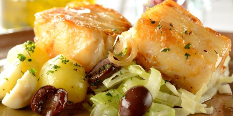 Bacalhau é prato que faz sucesso nas mesas dos brasileiros no fim de ano - Foto: Divulgação