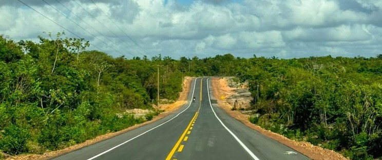 Caminho dos Poetas conecta a sede do município de Guimarães à Praia de Araoca - Foto: Divulgação