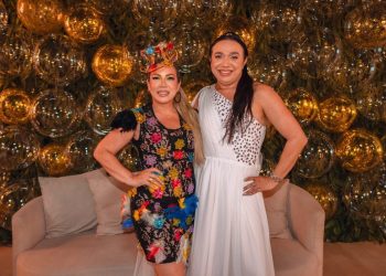 Cláudio Carvalho e a apresentadora Karina Paz – Foto: Divulgação