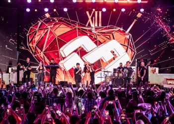 Após apresentações de Mari Fernandez e João Gomes, a dupla canta mais três horas até o amanhecer - Foto: Divulgação