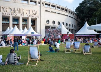 Cerca de 150 convidados participão de conversas sobre uma extensa gama de temas: literatura, língua portuguesa, música, cultura afro-brasileira, antropologia, ciências, psicanálise, história do Brasil, poesia, alimentação, artes visuais, ilustração, humor, diplomacia, cultura, meio ambiente, tradução literária, educação, jornalismo e outros assuntos - Foto: Divulgação