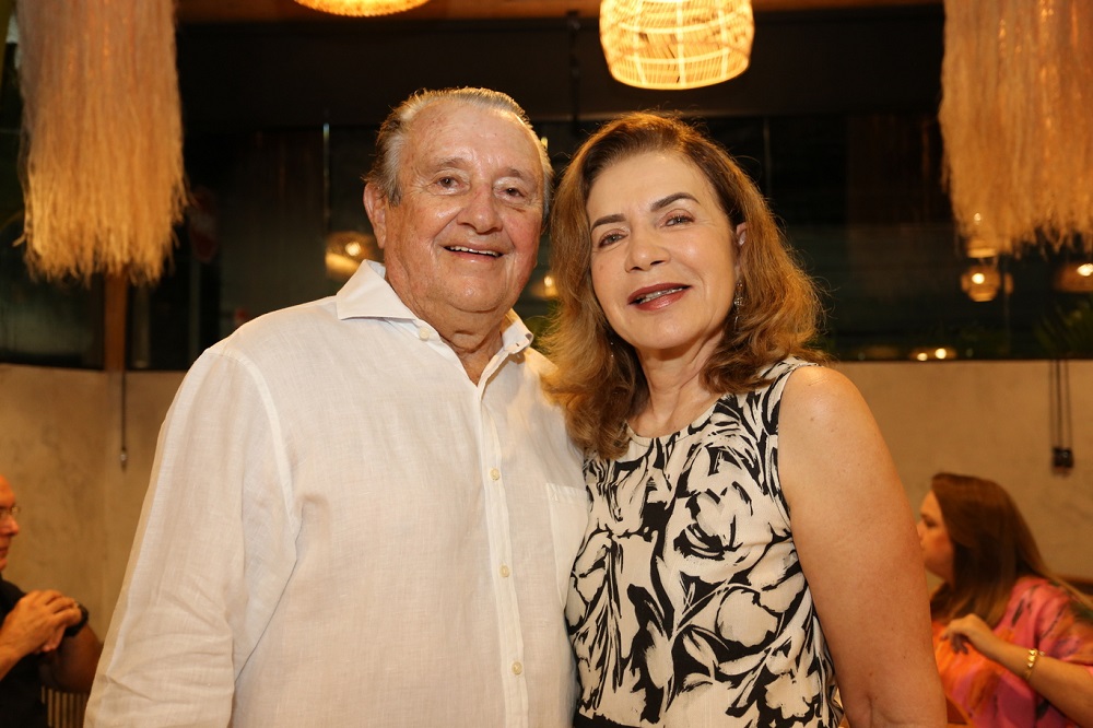 Sec. de Estado José Reinaldo Tavares (Sedepe) e a esposa Crisálida - Foto: Danielle Vieira
