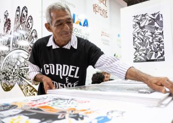 Xilogravuras e folhetos de cordel produzidos por grandes mestres da cultura literária nordestina - Foto: Divulgação