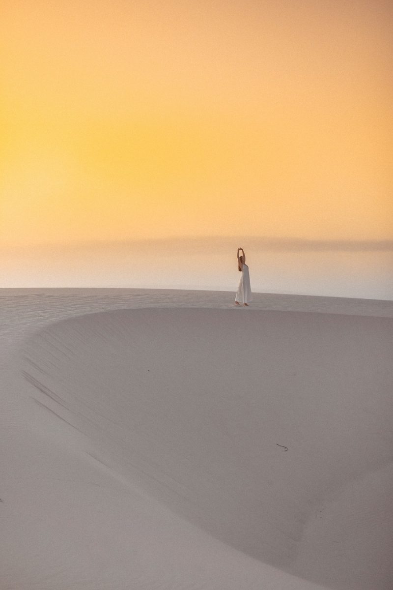 No detalhe, os Lençóis Maranhenses que tem como porta de entrada a cidade de Barreirinhas, sede do 5º Encontro das Academias de Letras do Maranhão - Foto: Divulgação