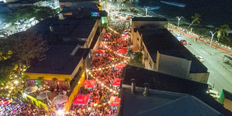 A Festa de San Gennaro acontece anualmente no Rio Vermelho, em Salvador - Foto: Divulgação