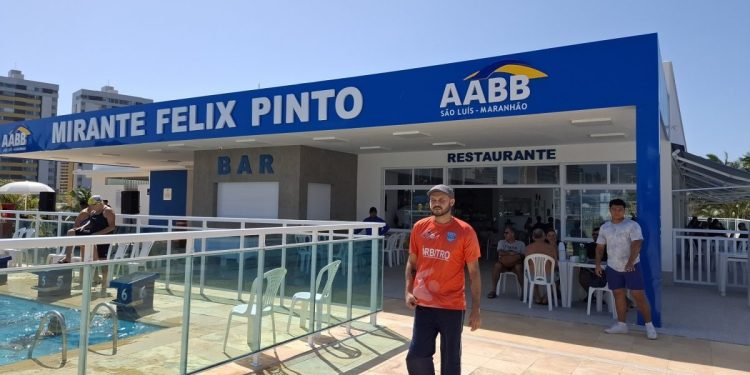 Com uma visão privilegiada do clube e da praia, Mirante Felix Pinto ganha os associados e visitantes do clube - Foto: Gutemberg Bogéa