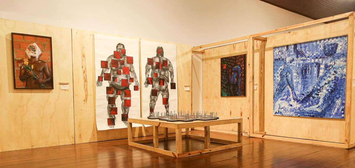 Instalação do artista do Espírito Santo Luciano Feijão em desenho, madeira e prego náutico – Foto: Divulgação