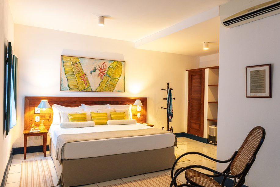 Pousada em Paraty oferece ambientes com detalhes que encantam os visitantes - Foto: Divulgação