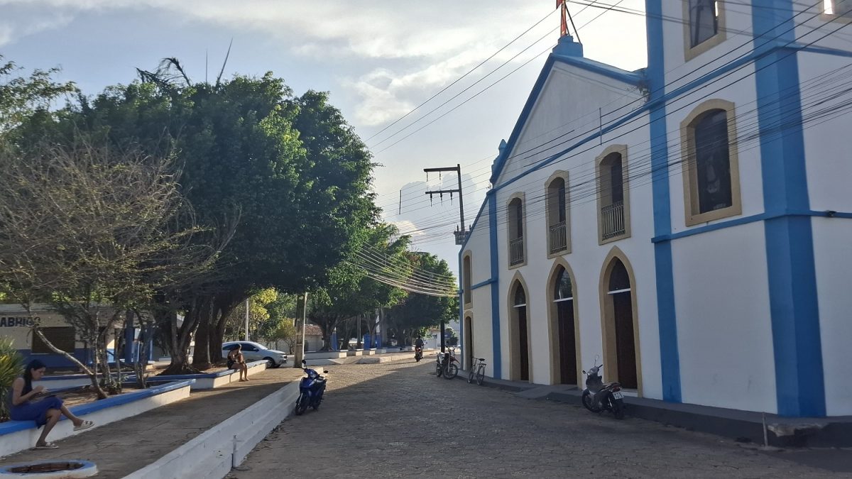 A Paróquia de Nossa Senhora de Nazaré na Praça da Matriz, em Vitória do Mearim – Foto: Gutemberg Bogéa