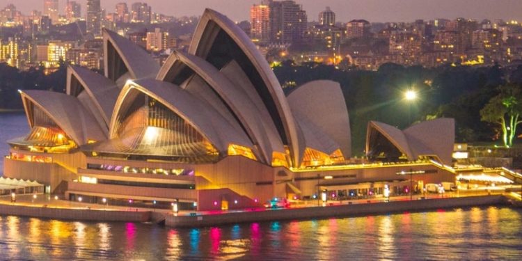 Michelle Helou é referência em migração para a Austrália para profissionais de direito e de outras áreas que desejam trabalhar no país - Foto: Divulgação