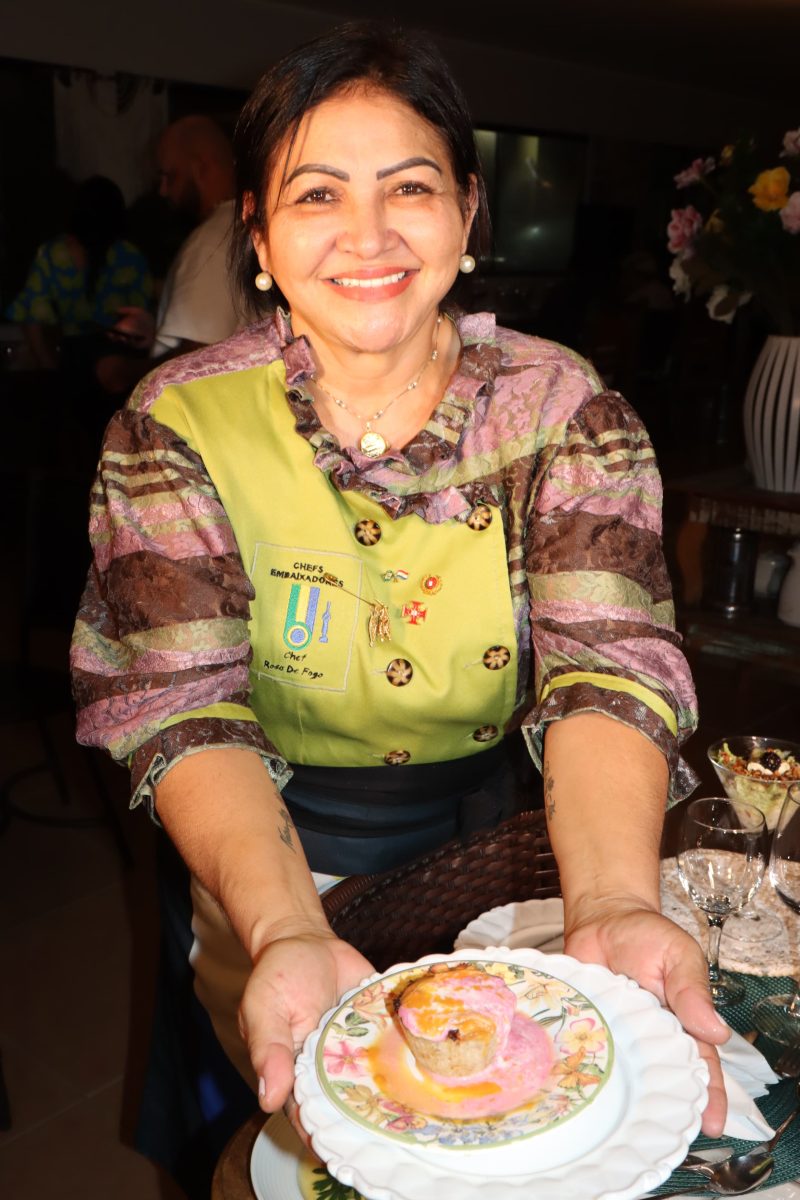Segundo Rosa de Fogo, cozinhar é um dom – Foto: Marzim Aguiar