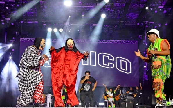 Artistas nacionais e personagens carnavalescos locais se misturam em um carnaval de todos os gostos - Foto: Divulgação