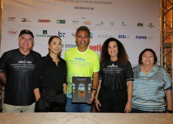 Meireles Jr. entre os especialistas e debatedores convidados: O arquiteto Ronald de Almeida Silva, Profa. Dra. Ingrid Braga, a Pres. da Fundação Municipal do Patrimônio Histórico Kátia Bogéa e a Profa. Dra. Margareth Gomes de Figueiredo – Foto: Divulgação