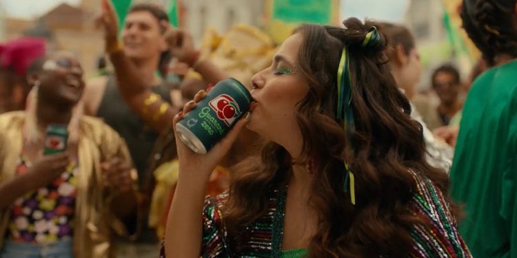 O Original do Brasil lança nova campanha com filmes regionalizados, coloca Milton Cunha e Brino frente a frente, e leva ativações para os blocos - Foto: Divulgação