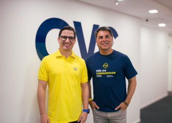 Emerson Belan dá as boas-vindas ao novo executivo da cia - Foto: Divulgação