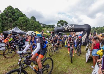 Largada de prova do ciclismo mountain bike da Haka Race de corrida de aventura realizada em Monte Verde - Foto: Divulgação