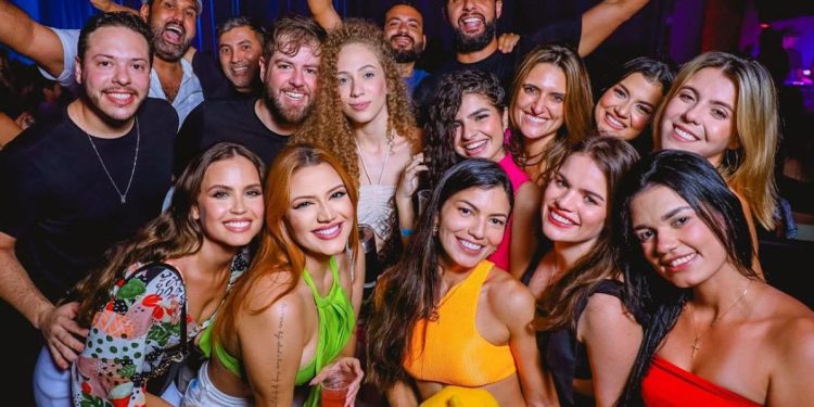 Galera pronta para curtir mais uma edição do Samba do Pinto - Foto: Divulgação