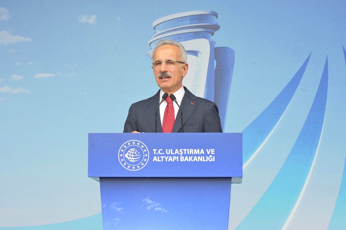 Ministro dos Transportes e Infraestrutura da Turquia, Abdulkadir Uraloglu - Foto: Divulgação