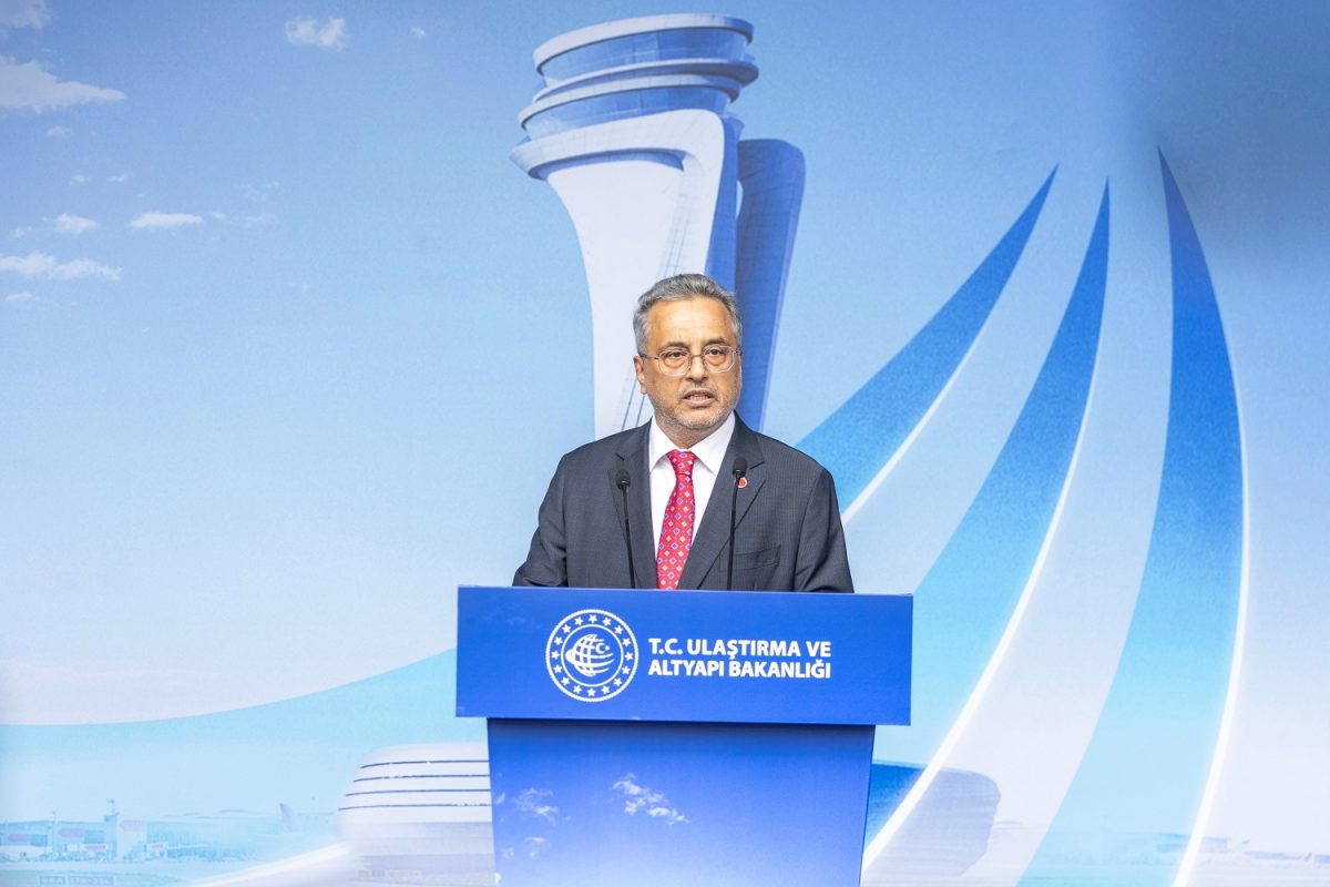 O presidente do Conselho da Turkish Airlines, Prof. Ahmet Bolat - Foto: Divulgação