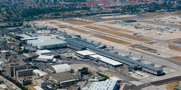 Operações no aeroporto de Lisboa restabelecidas - Foto: Reprodução