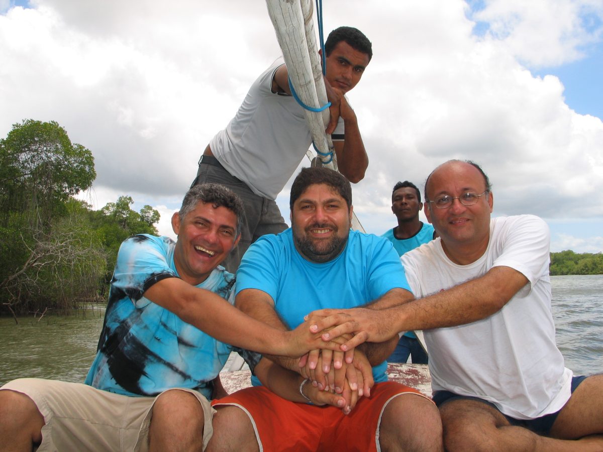 Com Zé Martins (atual Prefeito de Bequimão e o Diretor do JP Turismo Gutemberg Bogéa, desbravando o Litoral Ocidental Maranhense - Foto: Antônio Fonseca
