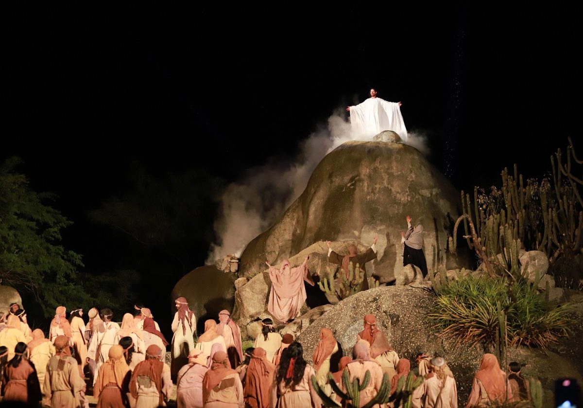 A Ascensão de Cristo, a subida de Jesus ao céu, que ocorreu 40 dias após sua ressurreição - Foto: Divulgação