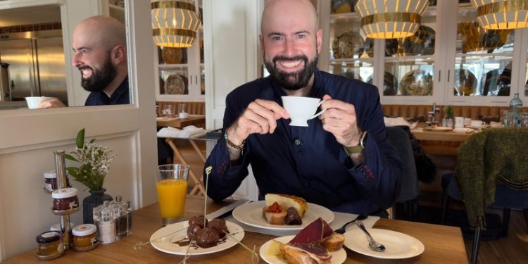 O canal apresenta o encontro perfeito entre gastronomia e aventura, explorando sabores, delícias e dicas do mundo todo - Foto: Divulgação